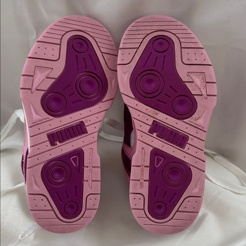 Puma Little Girl Slipstream Runaway Lace Up Sneaker Size 1 Pink, Purple & White - Picture 2 of 15